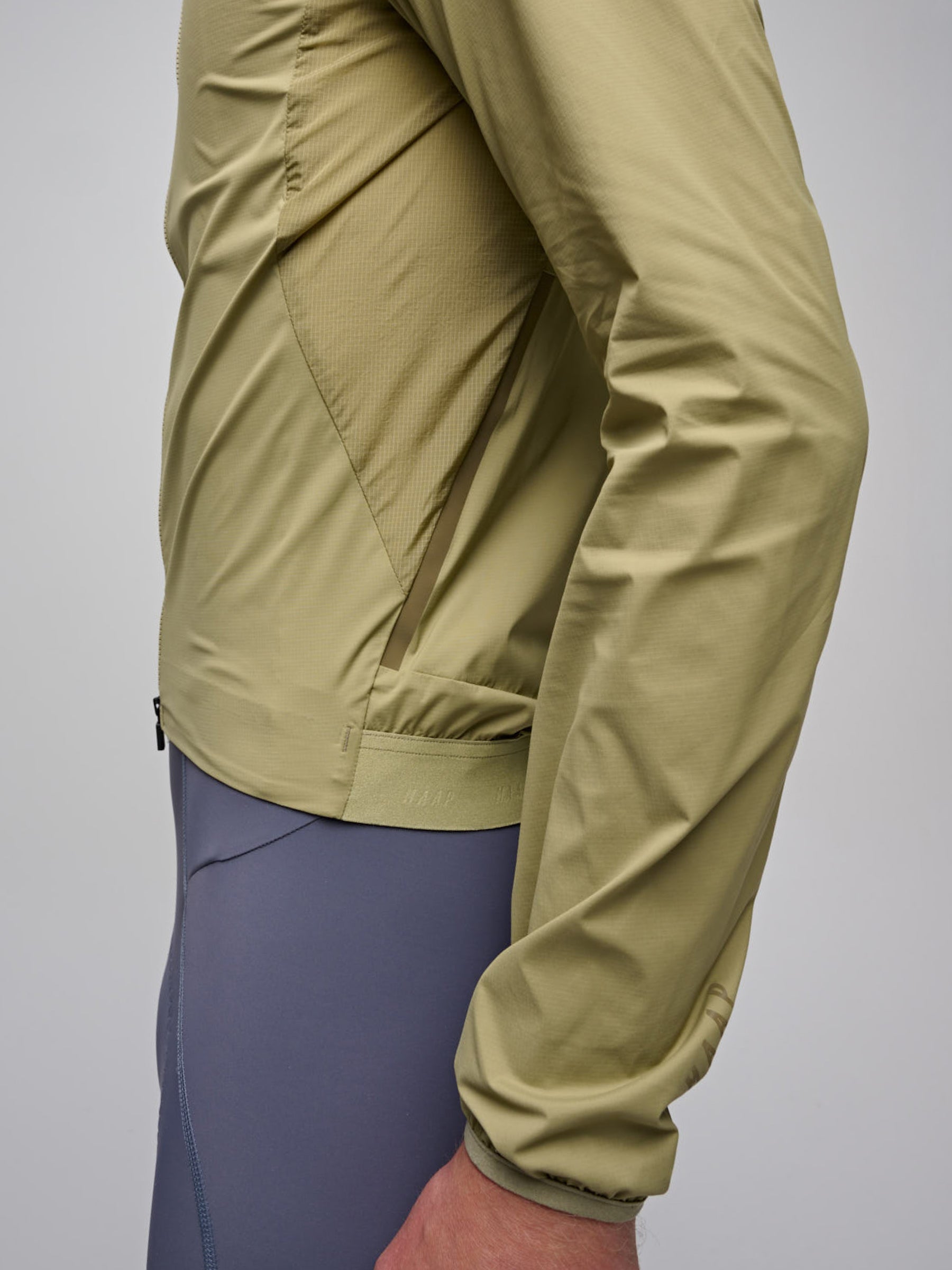 Flow Jacket
