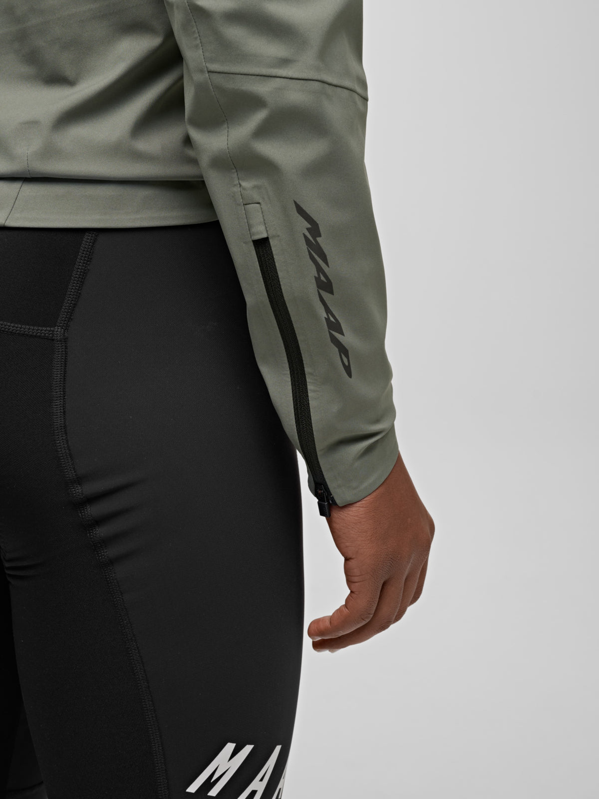 Apex Downpour Jacket