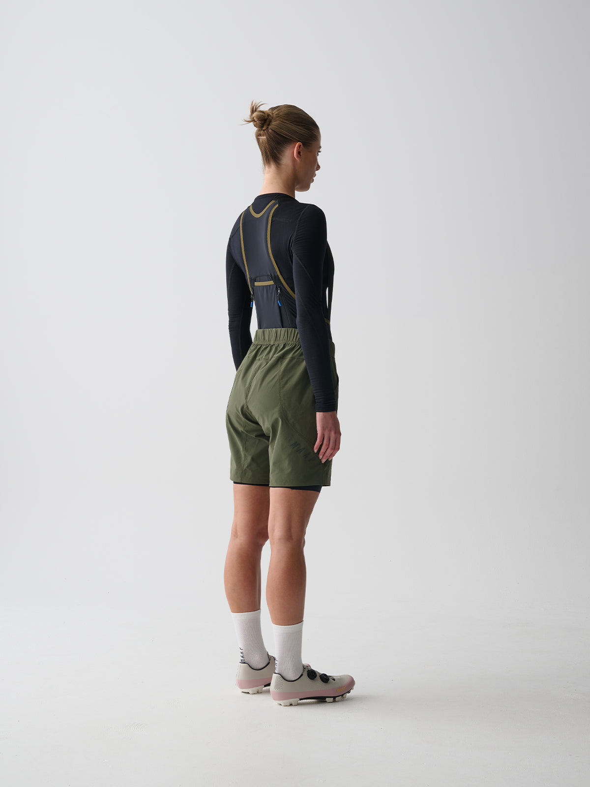 Women's Alt_Road Overshort